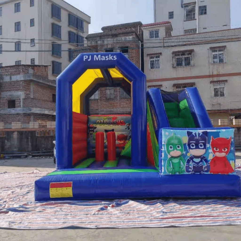 Bouncy bounce house for hire