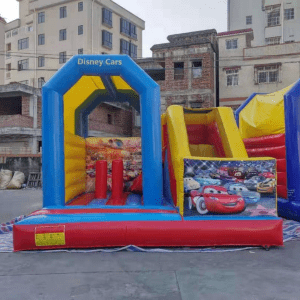 Bouncy bounce house for hire